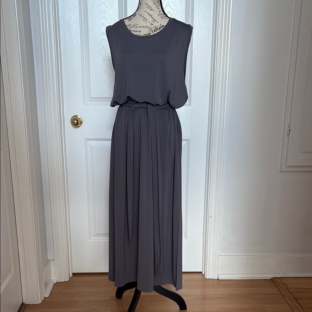 Banana Republic Gray Sleeveless Sundress